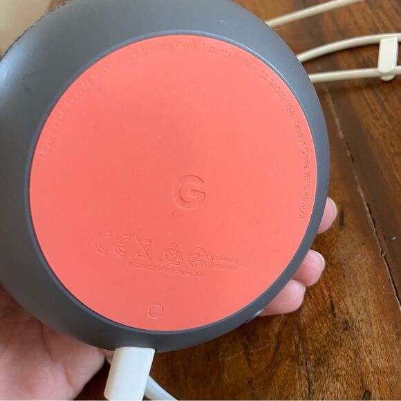 Google Nest Mini Gray Smart Speaker (European plug) with Adapter - Picture 2 of 5